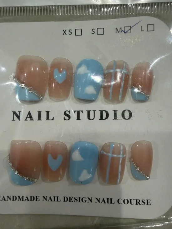Women’s Press-On Nails Set - Blue & Nude Floral Designs set of 2 size medium - Picture 2 of 3